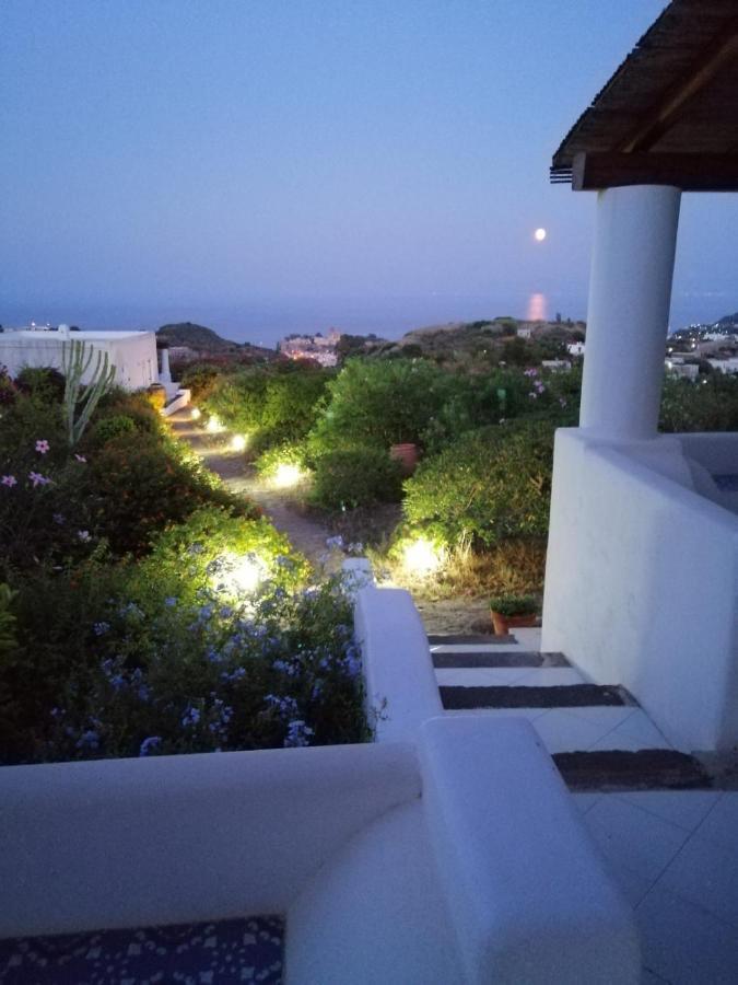 Casa Mariva Villa Lipari  Exteriör bild