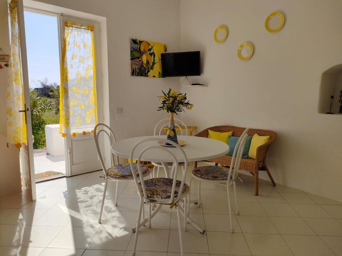 Casa Mariva Villa Lipari  Exteriör bild